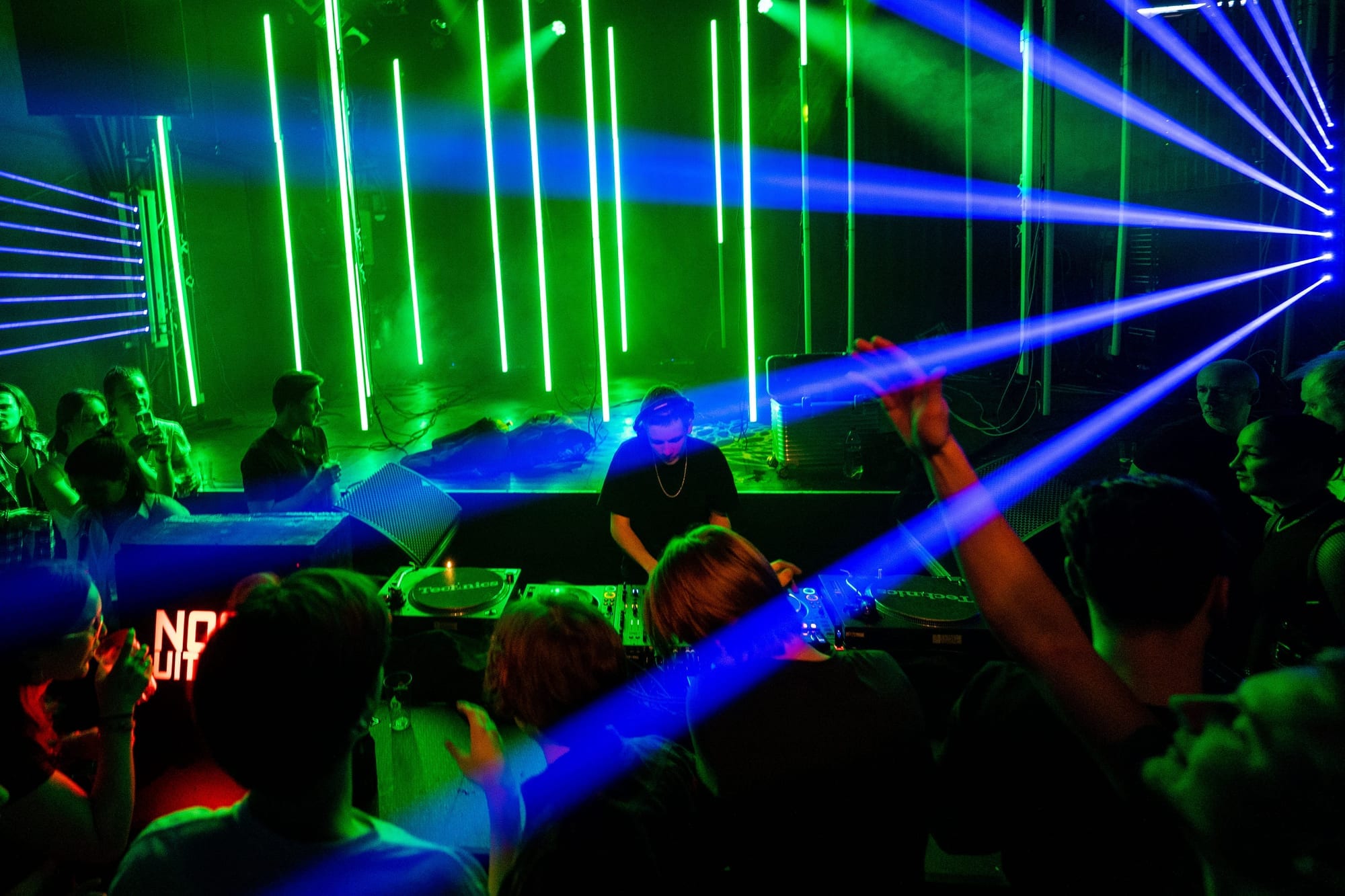 Crowd · Patronaat