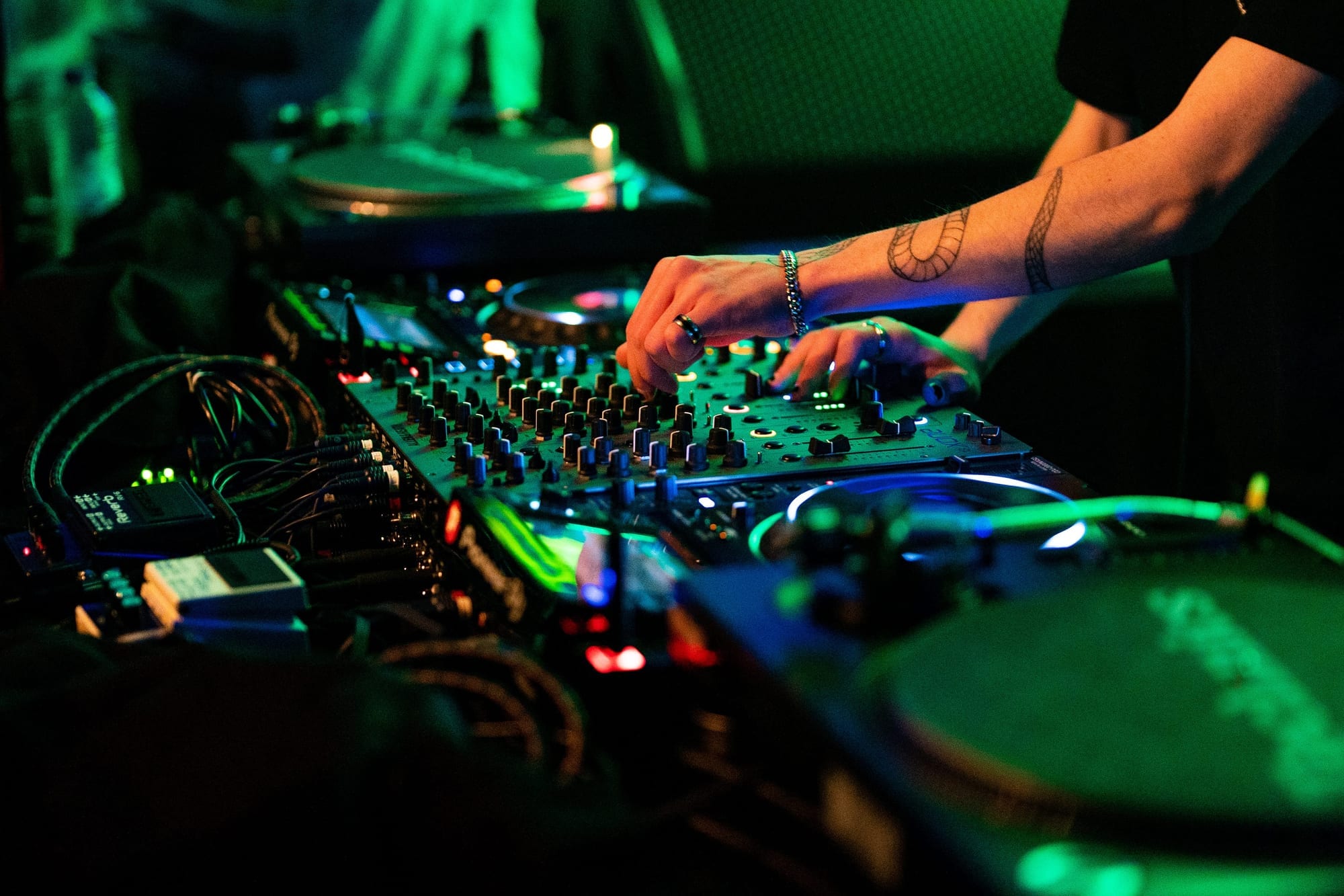 Live DJ Set