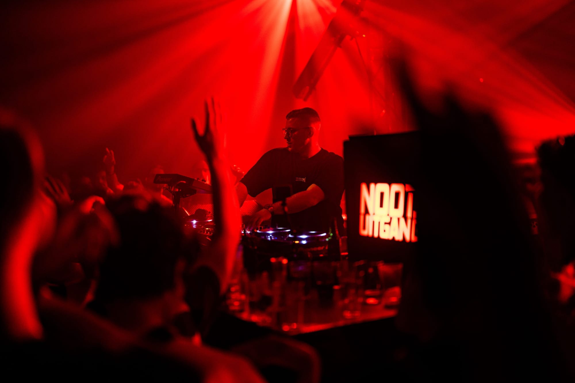 NOODUITGANG Identity